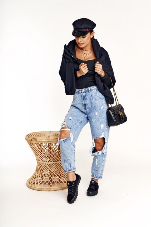 Dámske topánky so širokou podrážkou... Dámske topánky so širokou podrážkou...