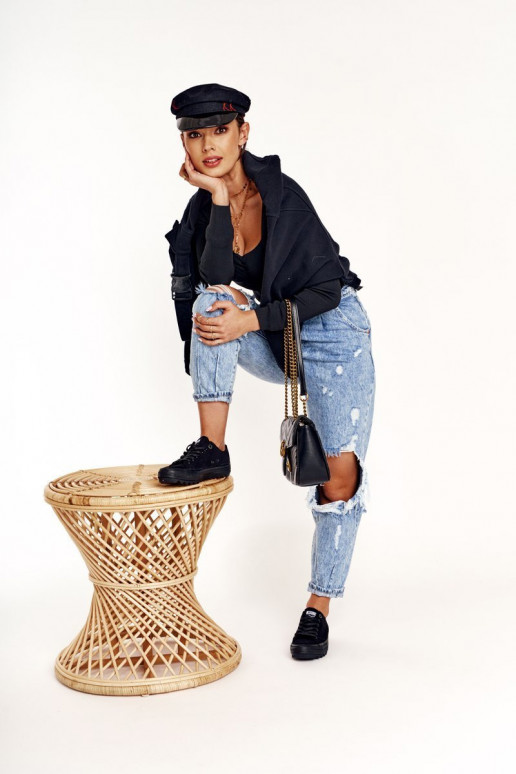 Dámske topánky so širokou podrážkou... Dámske topánky so širokou podrážkou...