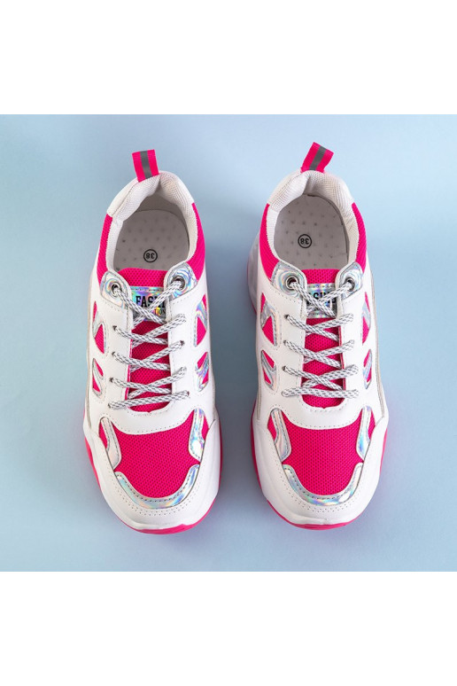 Tenisky model topánok v rôznych... Tenisky model topánok v rôznych...