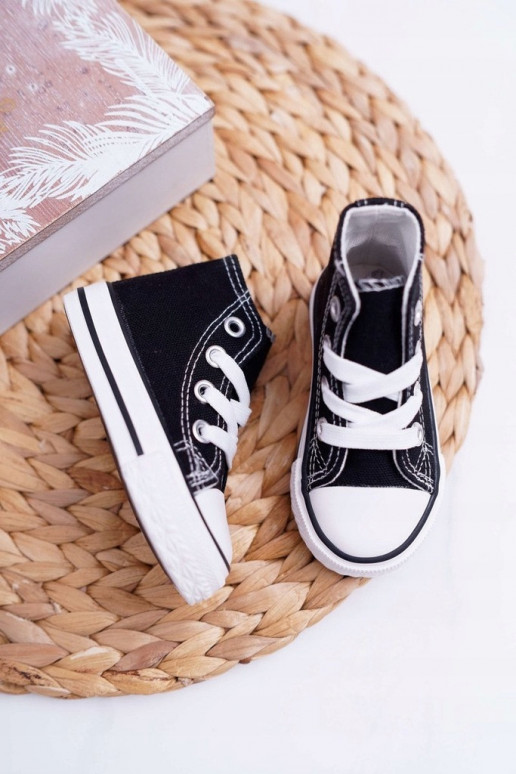 Detské topánky s čiernou podrážkou Detské topánky s čiernou podrážkou