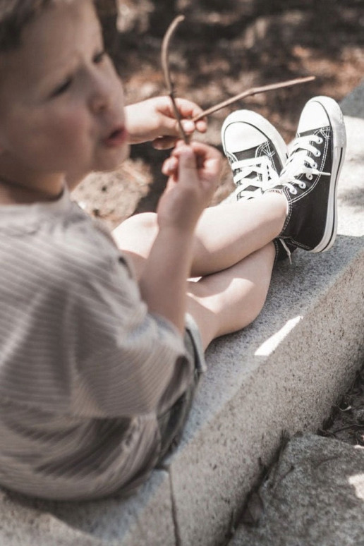 Detské topánky s čiernou podrážkou Detské topánky s čiernou podrážkou