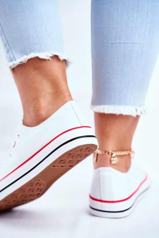 Klasický model voľnočasovej obuvi v bielej farbe s červeným dekorom Ecoma