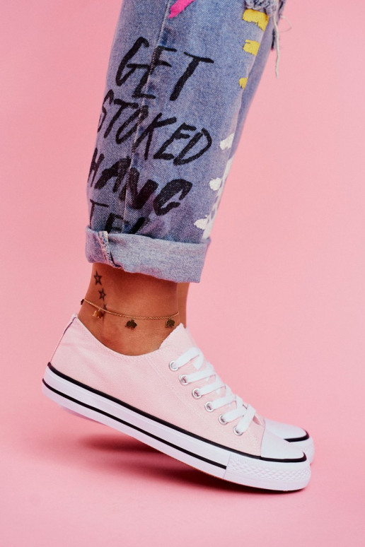 Klasický model ležérnej obuvi v ružovej farbe Klasický model ležérnej obuvi v ružovej farbe