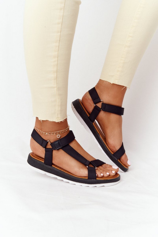 Dámske sandále s gumenou podrážkou v čiernej farbe Stranger