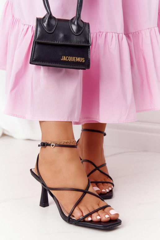 sandále na tenkých podpätkoch S.Barski C420-11 čiernej farby sandále na tenkých podpätkoch S.Barski C420-11 čiernej farby