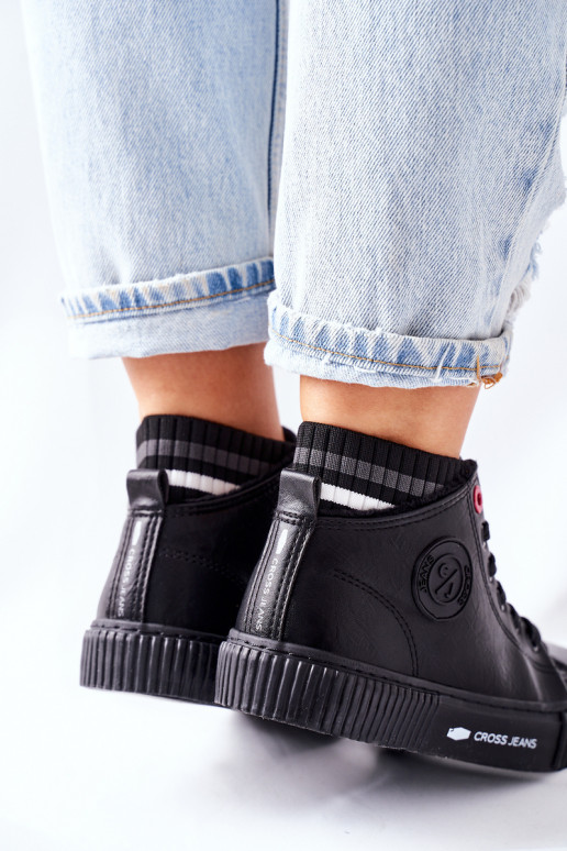 Voľnočasová obuv Cross Jeans čierna farba II2R4021 Voľnočasová obuv Cross Jeans čierna farba II2R4021