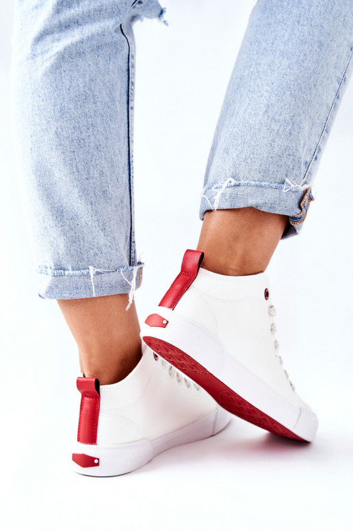 obuv pre voľný čas s podrážkou Cross Jeans II2R4033C bielej farby obuv pre voľný čas s podrážkou Cross Jeans II2R4033C bielej farby