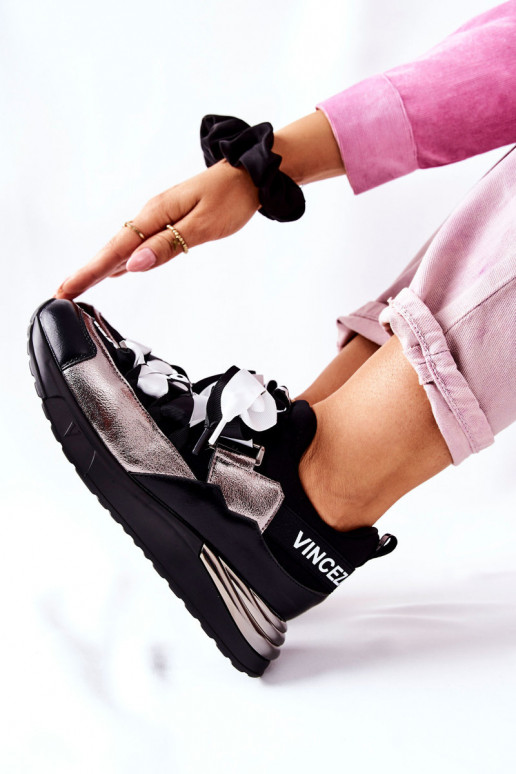 Športový štýl topánky Tenisky model topánky Čierna a strieborná farba Dexla Športový štýl topánky Tenisky model topánky Čierna a strieborná farba Dexla