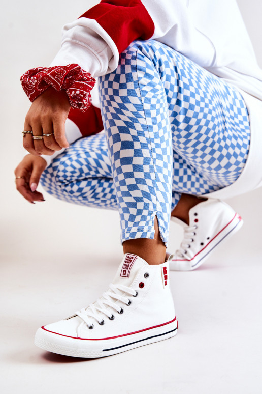 voľnočasová obuv s podrážkou Big Star JJ274127 bielej farby voľnočasová obuv s podrážkou Big Star JJ274127 bielej farby