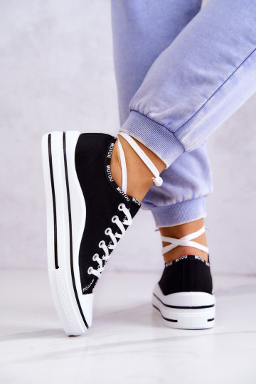 s remienkami Športová obuv čiernej farby Menifee 2