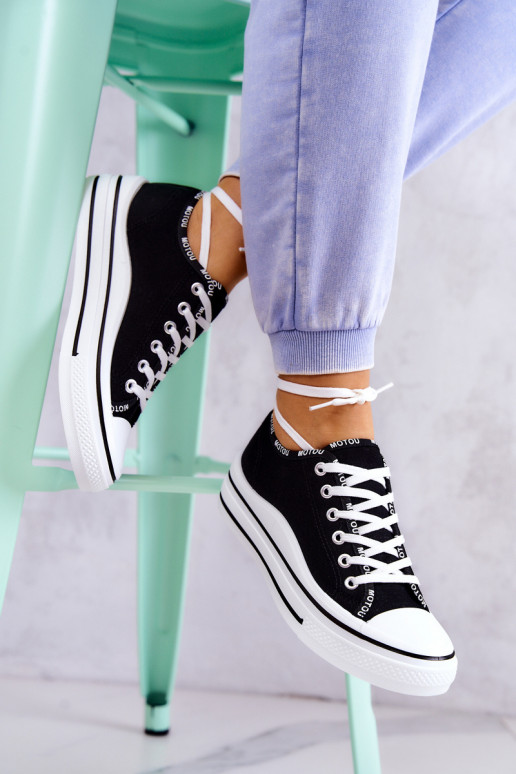 s remienkami Športová obuv čiernej farby Menifee s remienkami Športová obuv čiernej farby Menifee