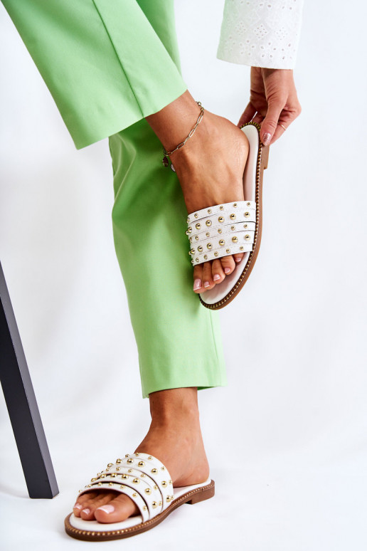 Kožené papuče s ornamentami v bielej farbe Brien