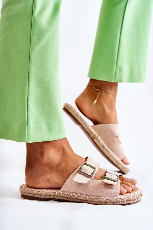 Klasický model Dámske semišové šľapky béžovej farby Casilda Klasický model Dámske semišové šľapky béžovej farby Casilda