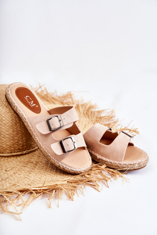 Klasický model Dámske semišové šľapky béžovej farby Casilda Klasický model Dámske semišové šľapky béžovej farby Casilda