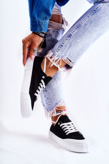 Dámske topánky na platforme v čiernej farbe Comes