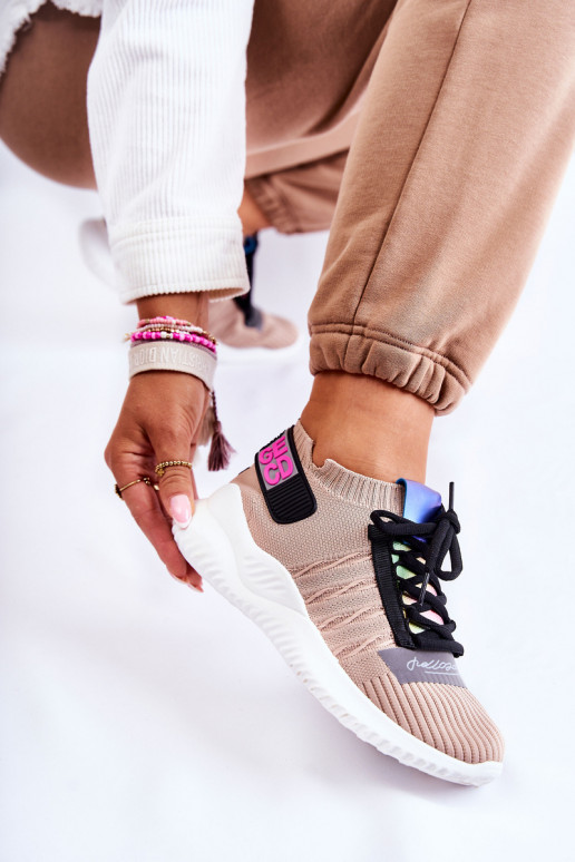 Klayra béžové topánky Klayra odolného modelu Sneakers model Klayra béžové topánky Klayra odolného modelu Sneakers model