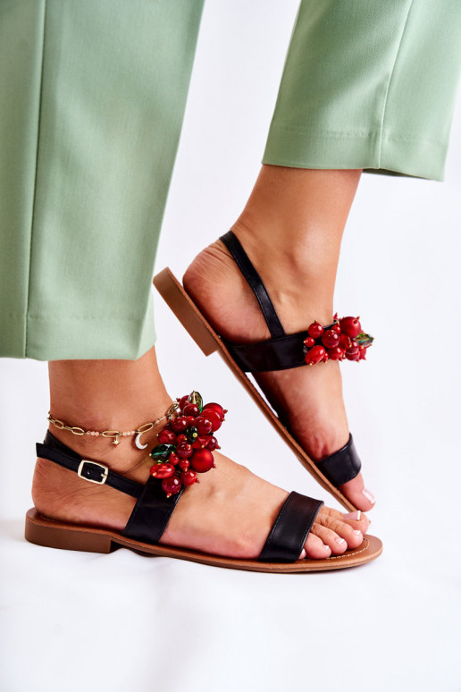 módne sandále s korálkami čiernej farby Hally