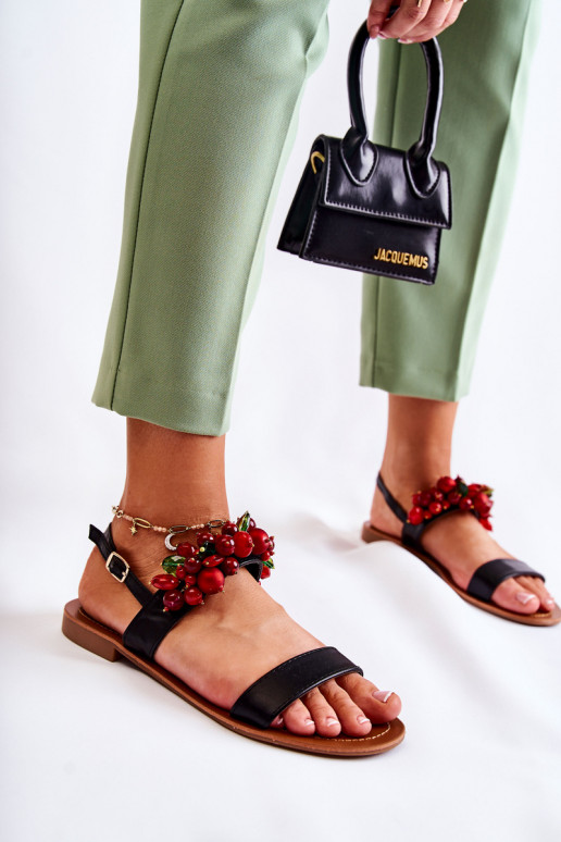 módne sandále s korálkami čiernej farby Hally