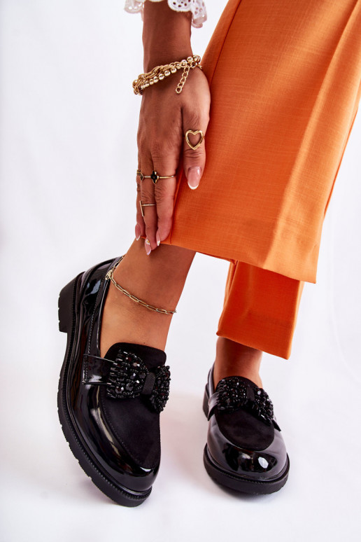 lakované topánky so stuhami v čiernej farbe Laurent lakované topánky so stuhami v čiernej farbe Laurent