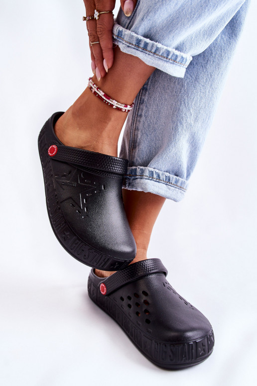 Ľahké papuče Big Star II275001 čiernej farby