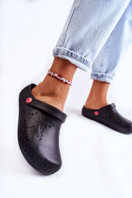 Ľahké papuče Big Star II275001 čiernej farby