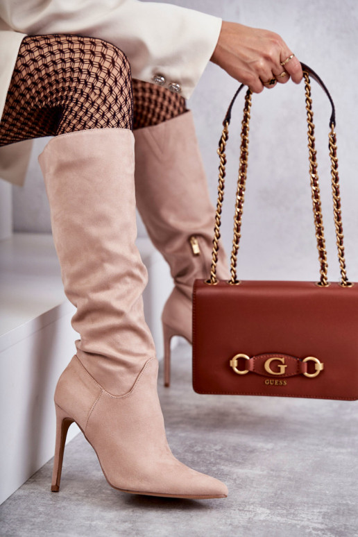 Klasický model semišových dlhých čižiem Ameya s tenkými podpätkami v béžovej farbe Klasický model semišových dlhých čižiem Ameya s tenkými podpätkami v béžovej farbe