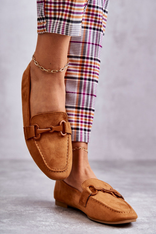 vyrobené zo semišu Mokasíny s ornamentami hnedej farby Santi vyrobené zo semišu Mokasíny s ornamentami hnedej farby Santi