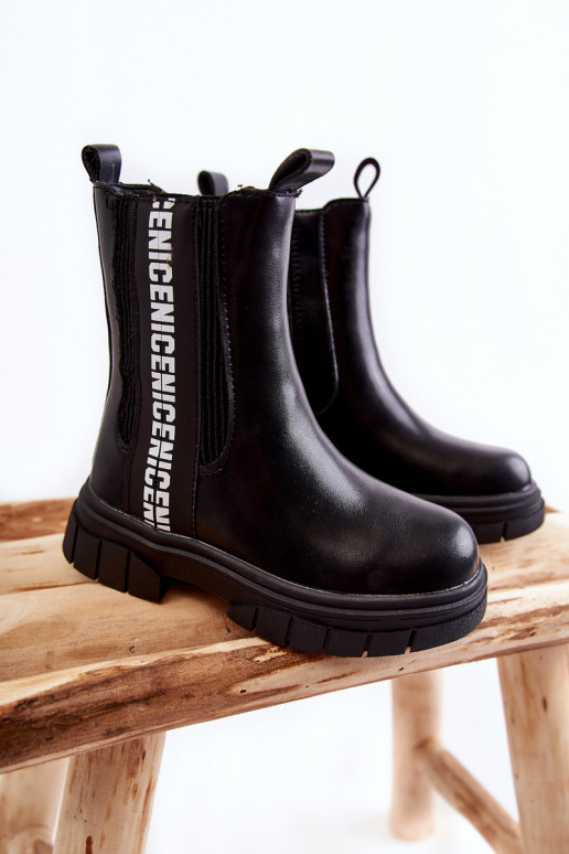 Detské čižmy vyteplené v čiernej farbe Kimmy