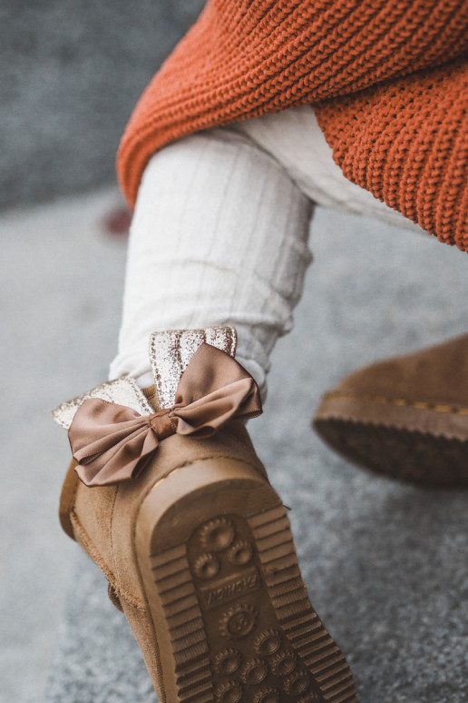 Detské vyteplené snehule so stuhami v hnedej farbe Meriva