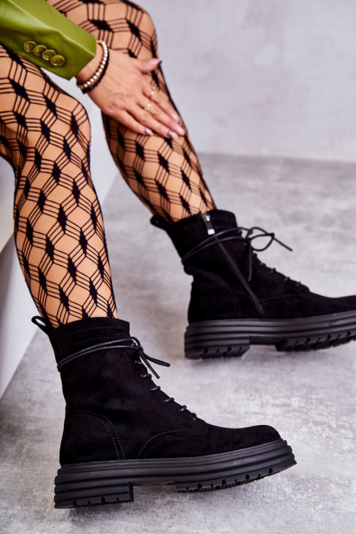 vyrobené zo semišu Čižmy na ramienka čiernej farby Afra vyrobené zo semišu Čižmy na ramienka čiernej farby Afra