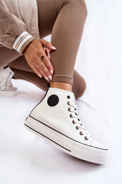 oteplené voľnočasové topánky Big Star KK274170 bielej farby oteplené voľnočasové topánky Big Star KK274170 bielej farby