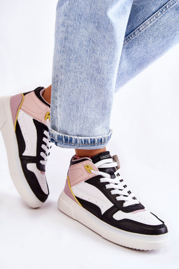 športová obuv v rôznych farbách v Silje