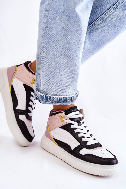 športová obuv v rôznych farbách v Silje