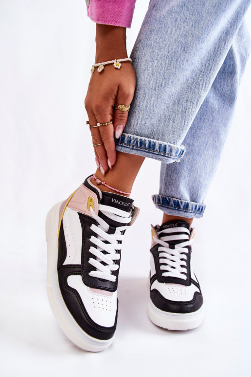 športová obuv v rôznych farbách v Silje