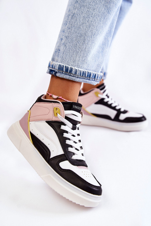 športová obuv v rôznych farbách v Silje