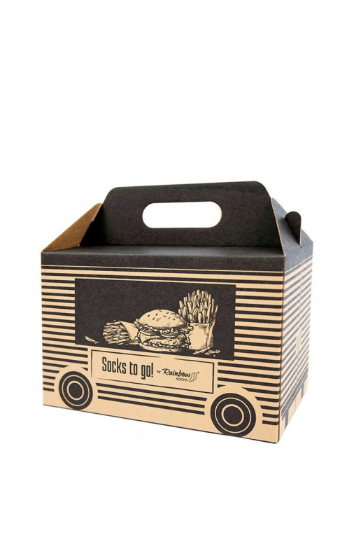 4 páry farebných ponožiek v krabičke 4 páry farebných ponožiek v krabičke