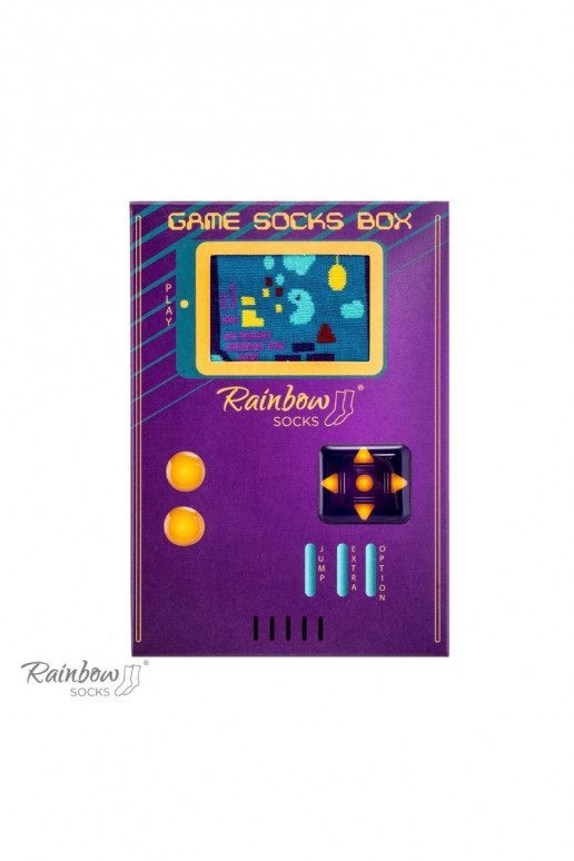 2 páry farebných ponožiek v krabičke 2 páry farebných ponožiek v krabičke