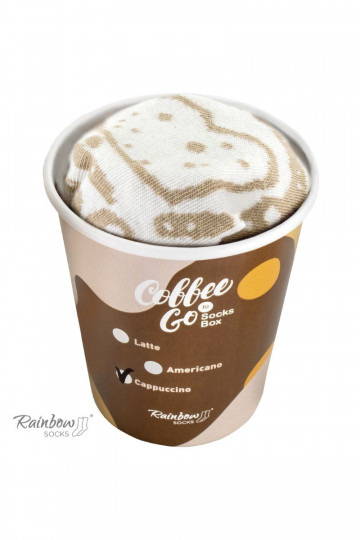 1 pár farebných ponožiek vo farbe cappuccino v krabičke