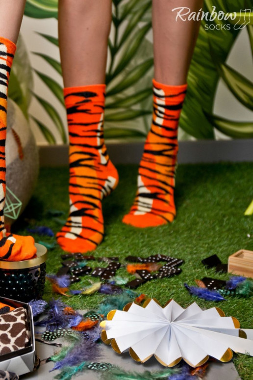 Farebné ponožky v krabičke s motívmi divých zvieratiek, 3 páry Farebné ponožky v krabičke s motívmi divých zvieratiek, 3 páry