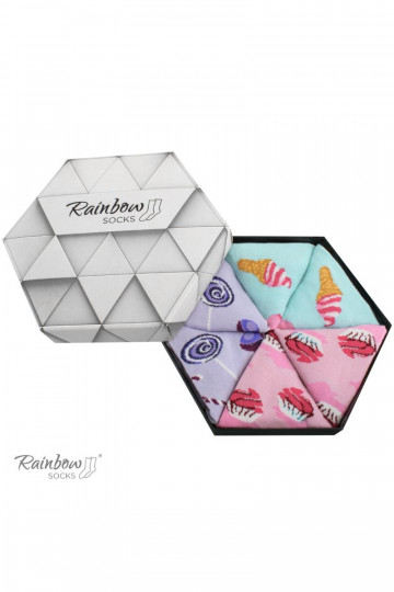 3 páry farebných ponožiek v krabičke