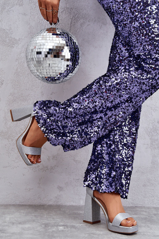 Trblietavé sandále na širokom podpätku v striebornej farbe Calmi