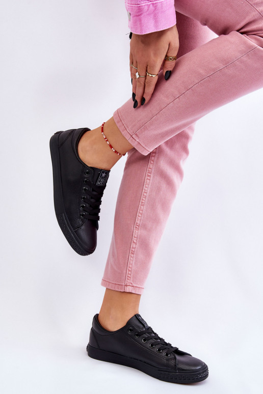 na ramienka Klasický model neformálnej obuvi v čiernej farbe Misima