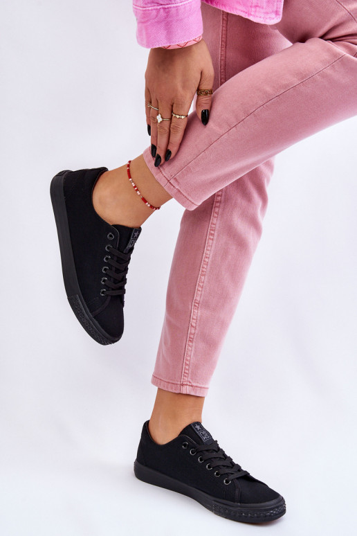 na ramienka Klasický model voľnočasovej obuvi v čiernej farbe Eleya na ramienka Klasický model voľnočasovej obuvi v čiernej farbe Eleya