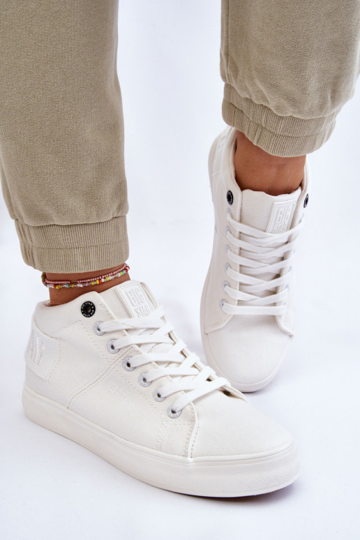 Klasický model voľnočasovej obuvi s podrážkou Big Star LL274002 bielej farby Klasický model voľnočasovej obuvi s podrážkou Big Star LL274002 bielej farby