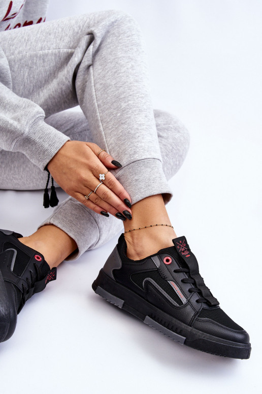 Tenisky model topánky Cross Jeans LL2R4012C čiernej farby Tenisky model topánky Cross Jeans LL2R4012C čiernej farby