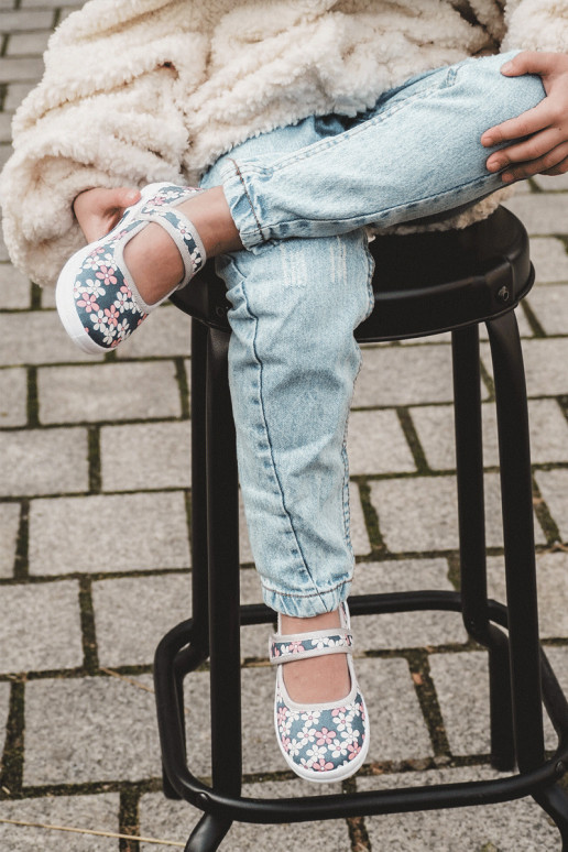 Detské balerínky s kvetinovými vzormi v modro-šedej farbe Noah