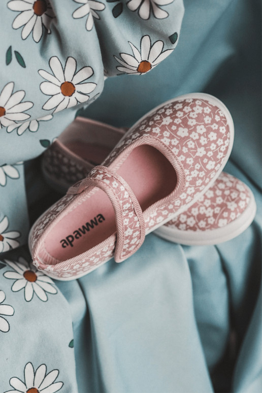 Detské balerínky so zapínaním v ružovej farbe Selah Detské balerínky so zapínaním v ružovej farbe Selah