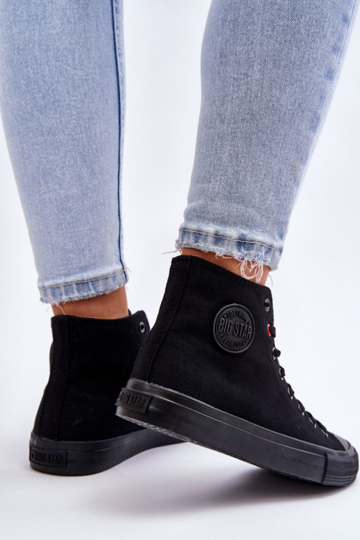 Klasický model voľnočasovej obuvi s podrážkou Big Star T274033 čiernej farby