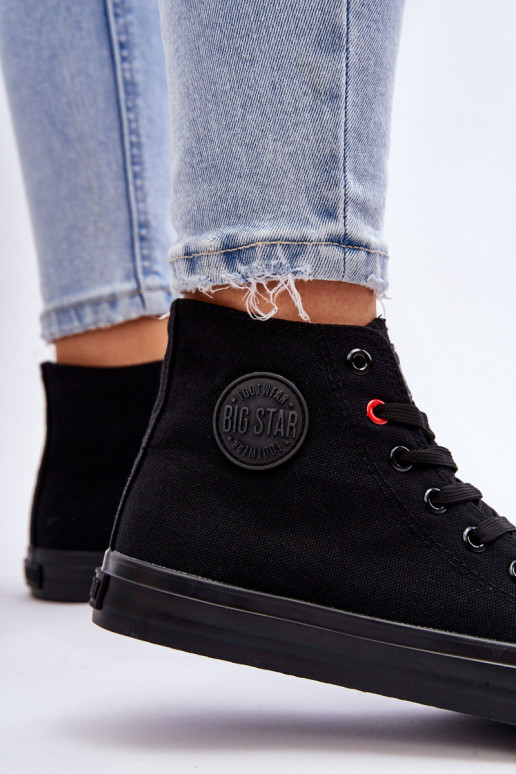 Klasický model voľnočasovej obuvi s podrážkou Big Star T274033 čiernej farby