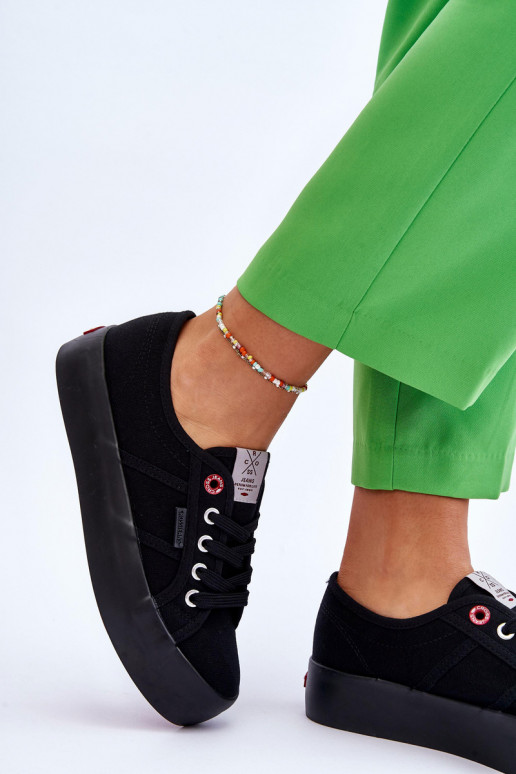 Dámske topánky s platformou Cross Jeans LL2R4039 čiernej farby